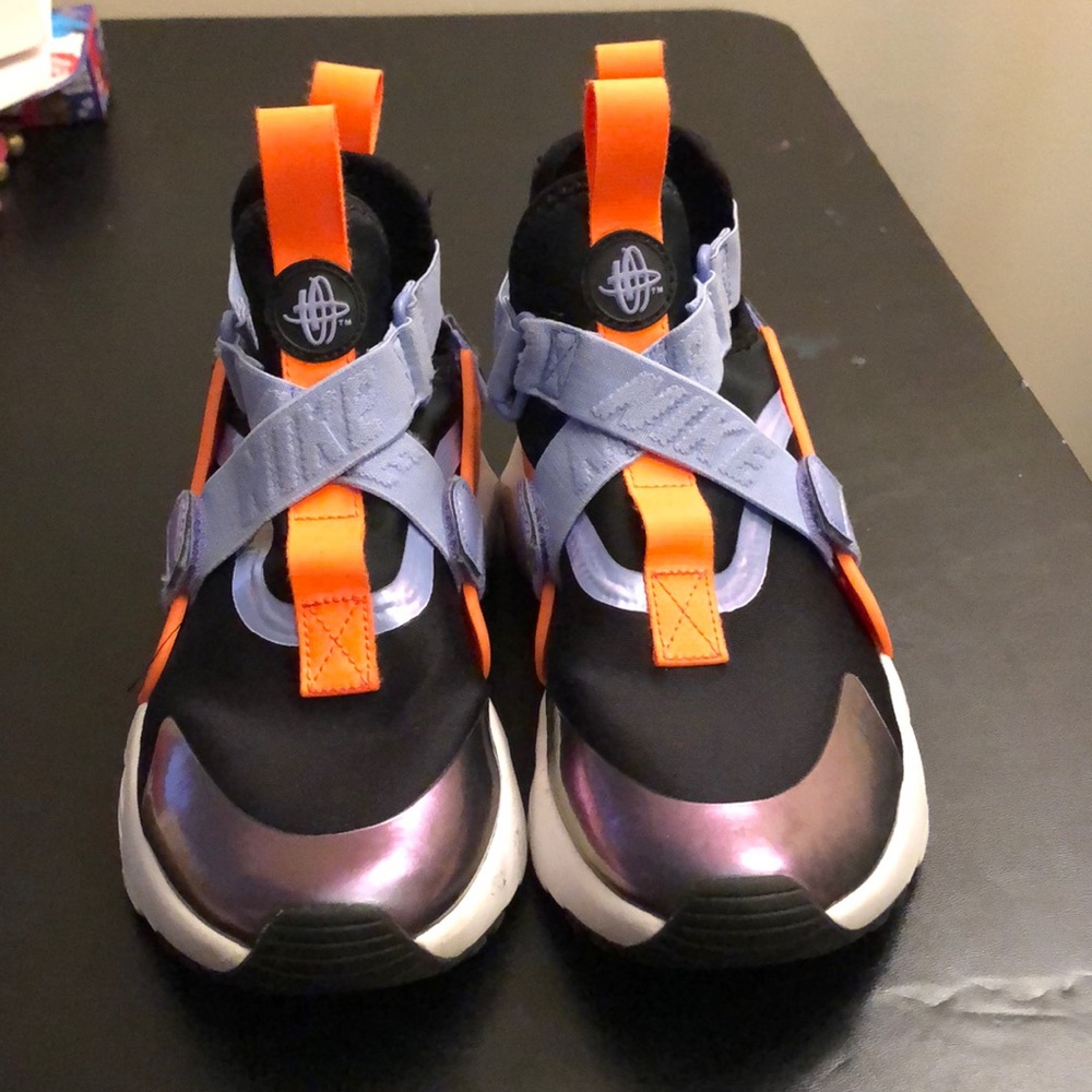Girls Nike sneakers